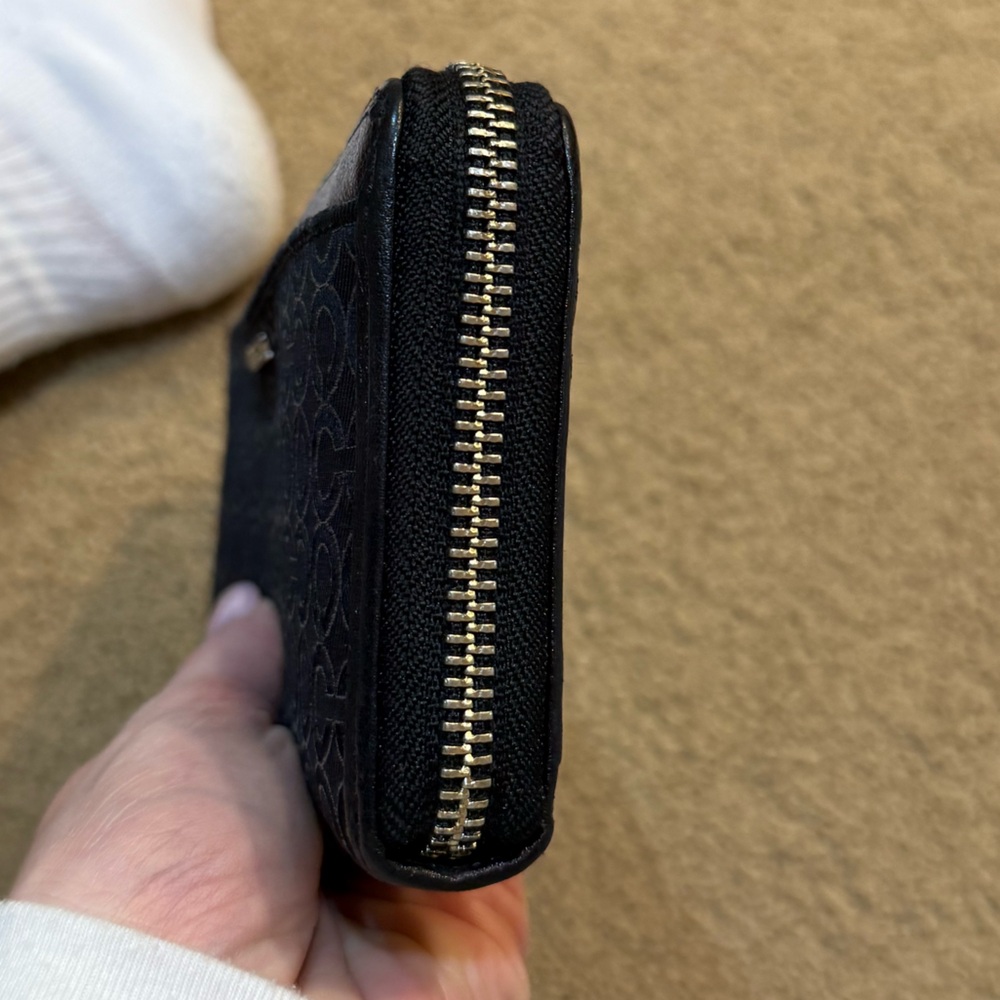 Coach Wallet - Picture 8 of 10